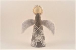 Vianočného anjela si vyrobíte aj doma. Zdroj: sashe.sk/lipli
