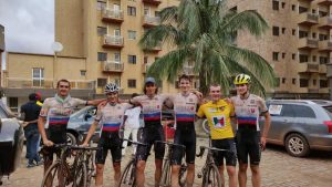 Slovenský tím na cyklistických pretekoch v Kamerune.