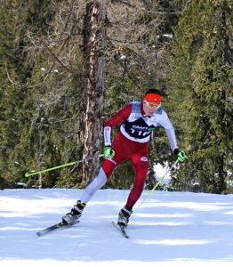 Naši biatlonisti sa nestratili ani v konkurencii bežcov na lyžiach, na snímke Lukáš Ottinger
