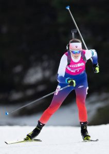 Ema Kapustová na trati počas Zimných olympijských hier mládeže v Lausanne