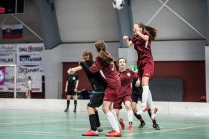 Žiačky FK Železiarne Podbrezová počas finálového turnaja v Púchove