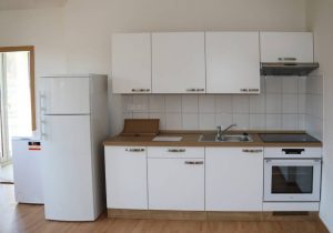 Každý byt má plne vybavenú kuchyňu. Foto: I. Kardhordová