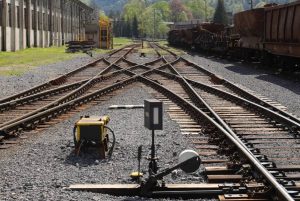 Výhybky 41, 42, 43 a 44 zapojené do sústavy dvojitej koľajovej súpravy. Foto: I. Kardhordová