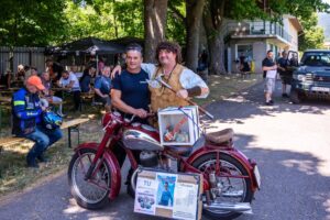 Krabičku s hotovosťou strážil zbrojnoš. Foto: B. Miadok