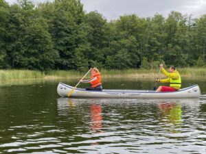 Pedagógovia Ján Peteraj a Ľubica Goceliaková vo Švédsku zisťovali, ako môže príroda obohatiť vzdelávanie. Foto: archív SSŠ ŽP