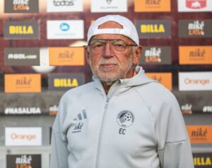 Lekár Ernest Caban je vyhľadávaným odborníkom. Foto: Milan Štefánik