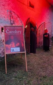 Už vstup na predstavenie sľuboval nevšedný a tajomný zážitok. Foto: S. Ihringová