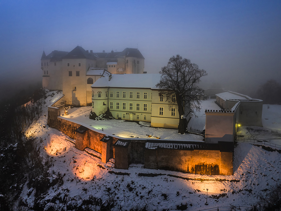 Hrad Ľupča v tomto období „odpočíva." Jeho brány sa znovu otvoria začiatkom marca. Foto: N. Kuklovský