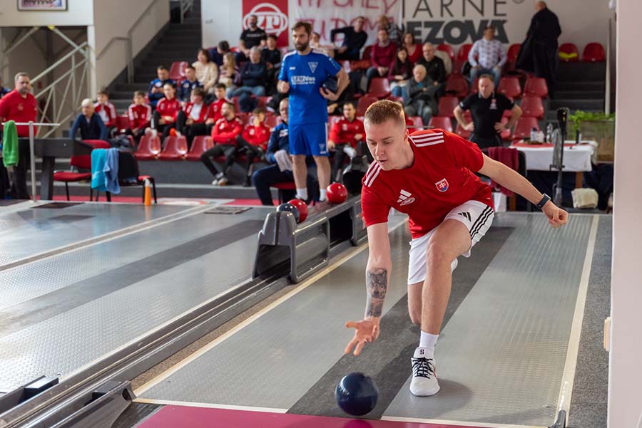 Železiari v odvete s maďarským majstrom bojovali, ale na postup to nestačilo. Foto: I. Mihaliska