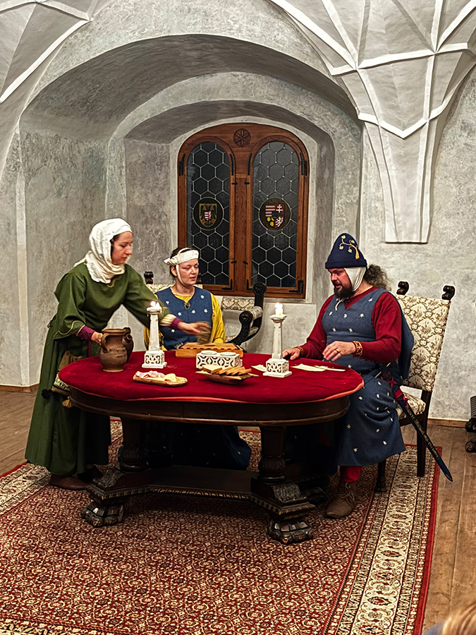 Členovia zoskupenia Donč preniesli návštevníkov do minulosti. Foto: B. Tokárová
