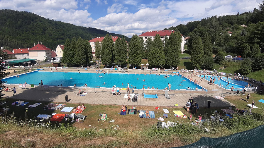Osvieženie na podbrezovskom kúpalisku vyhľadalo počas leta mnoho domácich i cezpoľných návštevníkov. Foto: archív